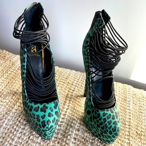 NEW!! Animal Print Heels (Women- 16 cm heel and 4.5 cm platform)